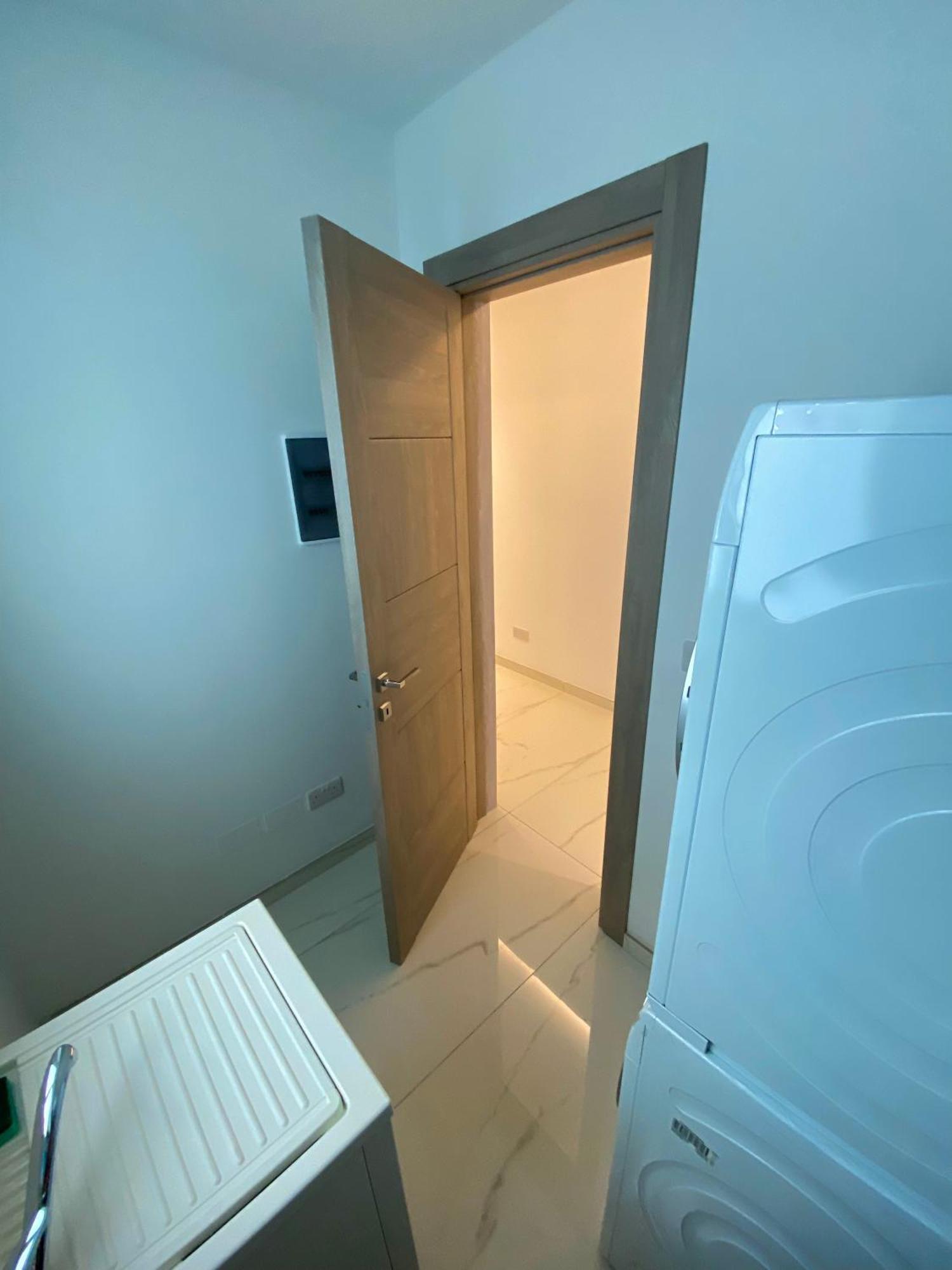 Tigne Sliema Three Bedrooms Apartment Dış mekan fotoğraf
