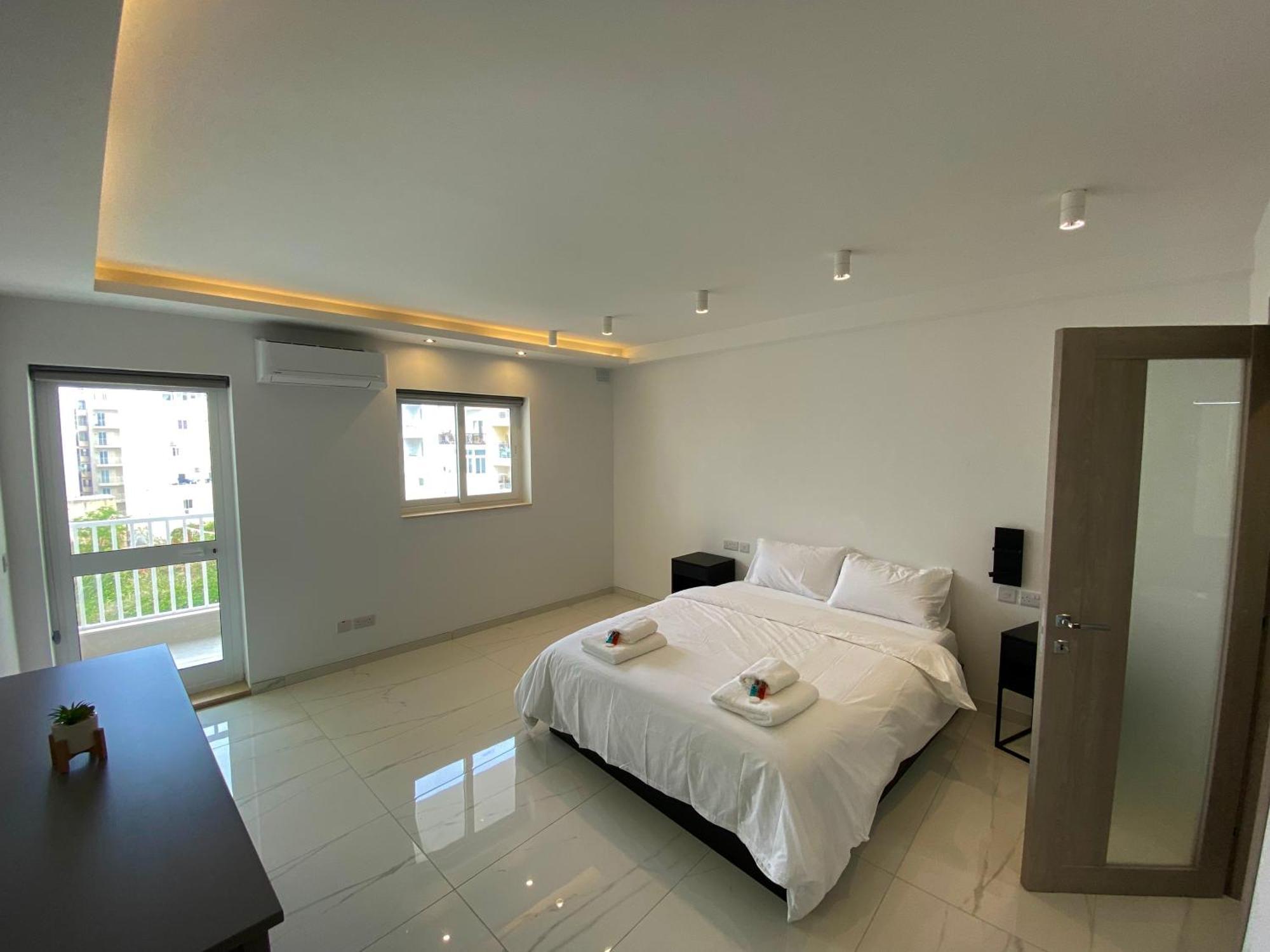 Tigne Sliema Three Bedrooms Apartment Dış mekan fotoğraf