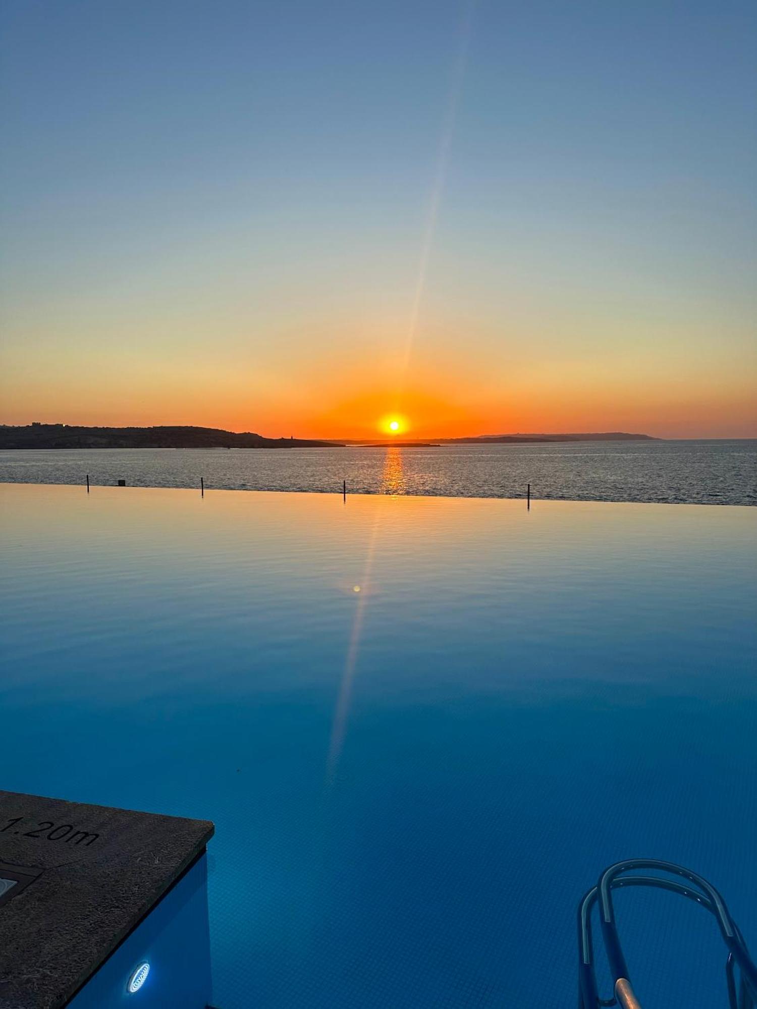 Tigne Sliema Three Bedrooms Apartment Dış mekan fotoğraf